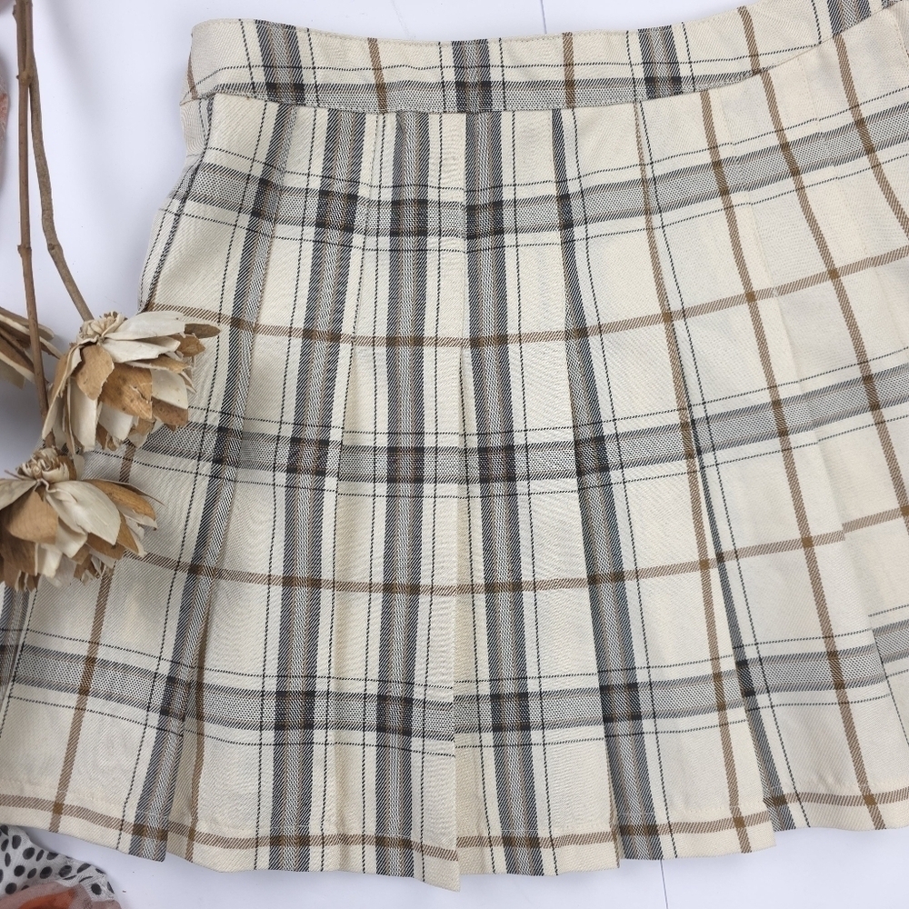 Hesperus Plaid Cream and Brown Women's Skirt Sz 6 Junior Lg - Picture 5 of 8